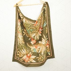 Vintage Accessories - Vintage Printed Floral Poly-Cotton Bandana Scarf Vintage Accessories - Vintage Printed Floral Poly-Cotton Bandana Scarf